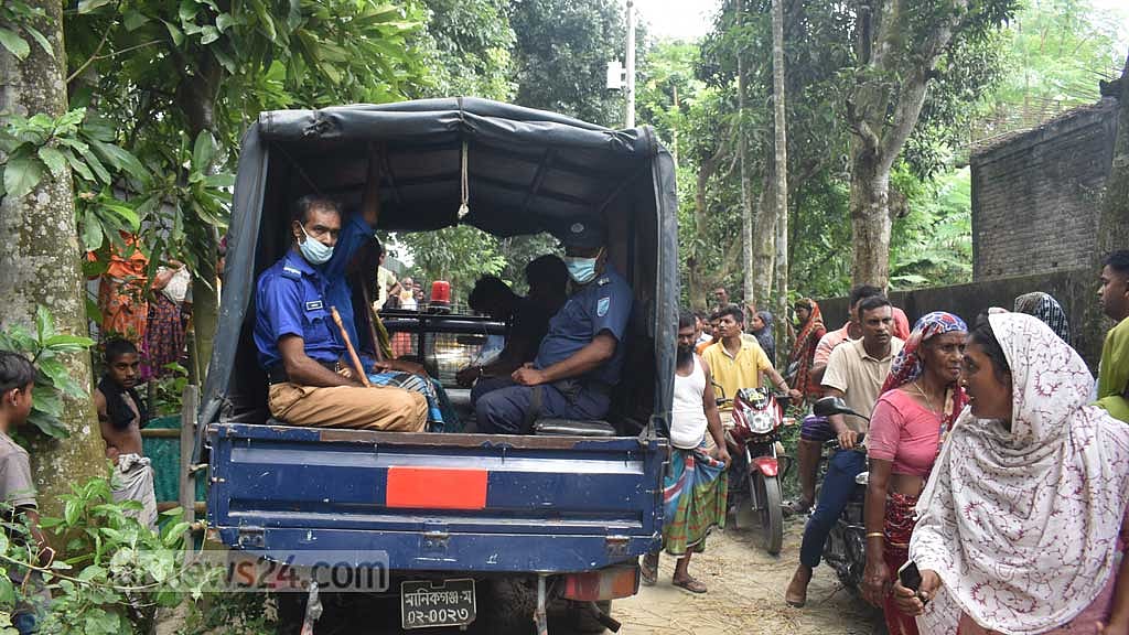 মানিকগঞ্জে জমির বিরোধে ‘ছেলেদের’ পিটুনিতে বাবার মৃত্যু