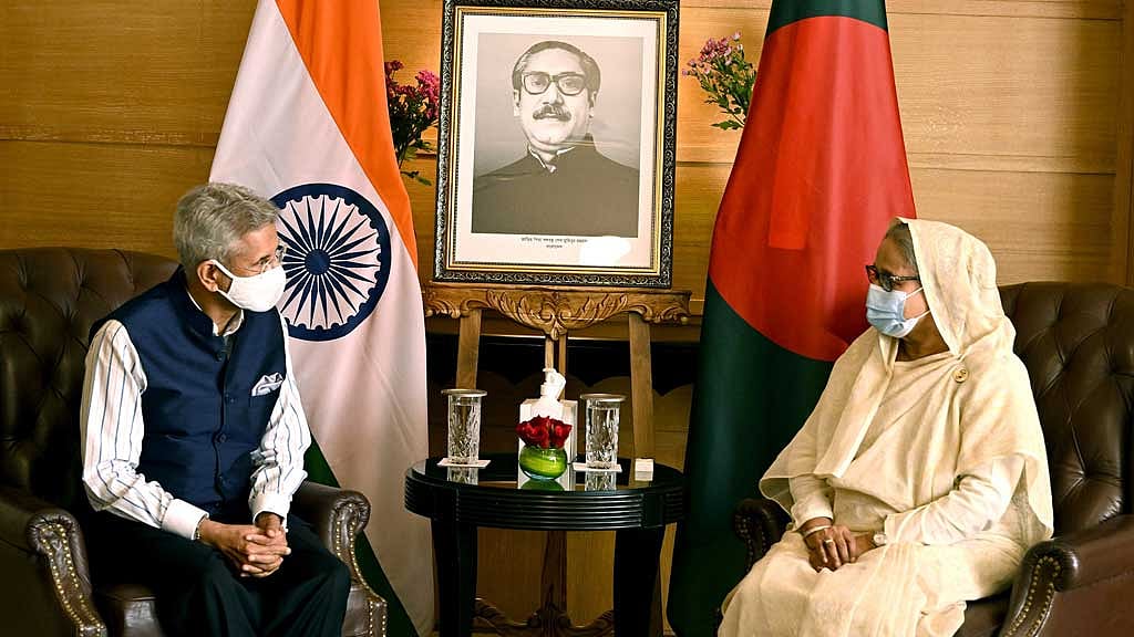 আঞ্চলিক যোগাযোগে অগ্রাধিকার ঢাকার