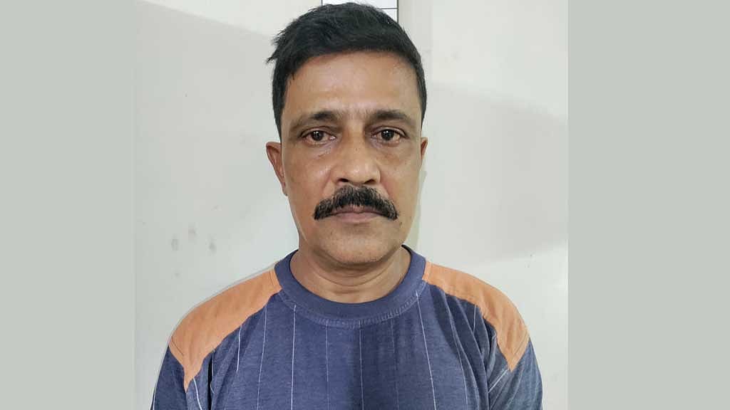 সাড়ে ৭ বছর পালিয়ে থেকে গ্রেপ্তার ৬ মাসের দণ্ডিত আসামি