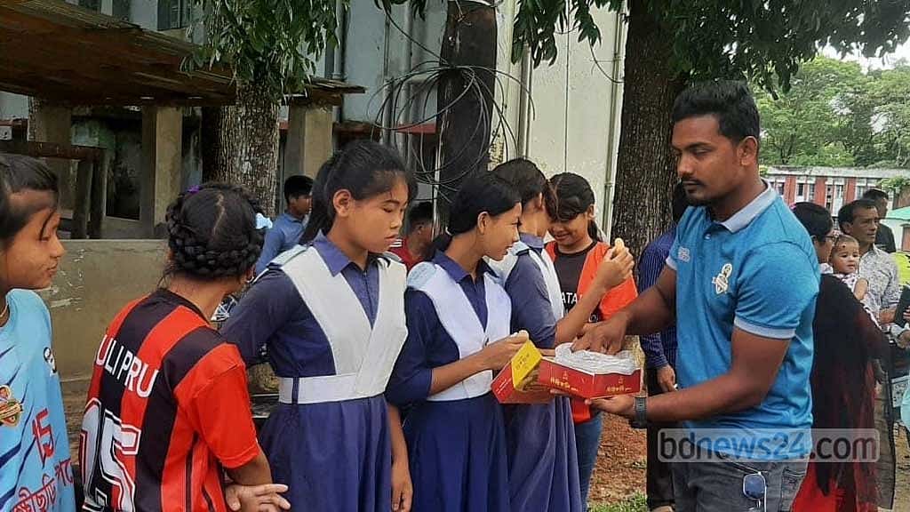 মেয়েদের ফুটবলে সাফ চ্যাম্পিয়ন বাংলাদেশ, পাহাড়ে বাঁধভাঙা উচ্ছ্বাস