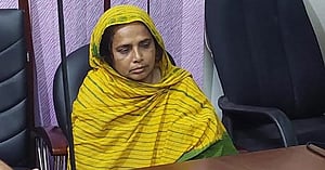 মরিয়ম বলছেন, মা আবার নিখোঁজ; আদুরি বলছেন, আছেন তার কাছে