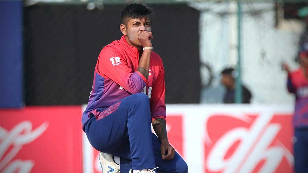 দেশে ফিরতেই গ্রেপ্তার লামিছানে