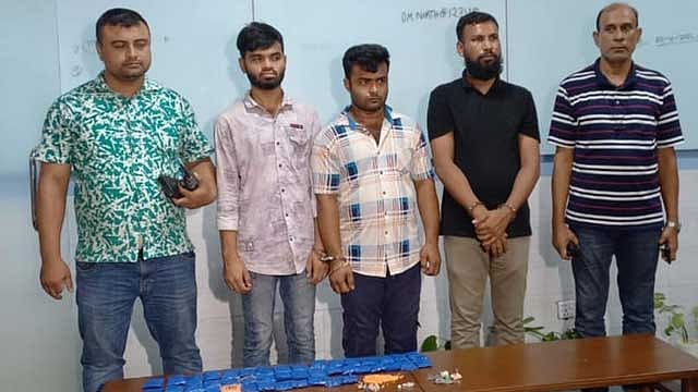 নিরাপত্তা কোম্পানির চাকরির আড়ালে মাদকের কারবার, গ্রেপ্তার ৩
