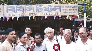 বিবিসি বাংলা রেডিও: একটি অধ্যায়ের বিদায় ঘণ্টা