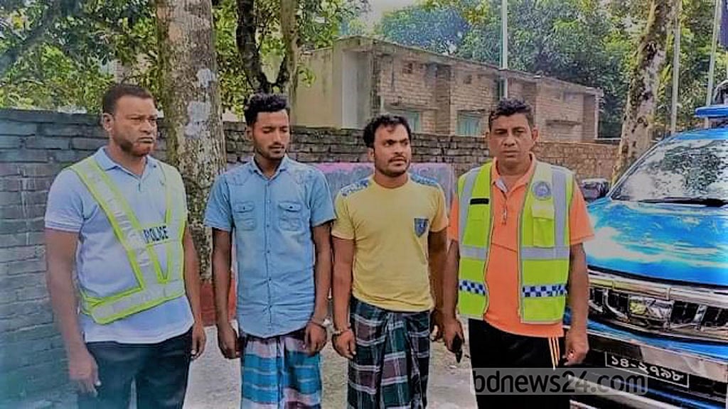 ১২ লাখ টাকার রুপা উদ্ধার মেহেরপুরে, আটক ২