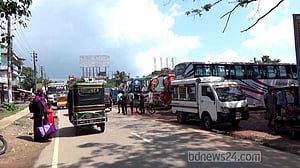 শ্রমিকদের সংঘর্ষ, ঝালকাঠির ৫ পথে বাস ধর্মঘট