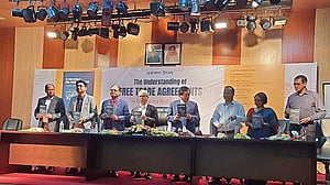 ভারতের ঋণে প্রকল্প বাস্তবায়নে ব্যর্থতা কেন, প্রশ্ন মুস্তাফিজুর রহমানের