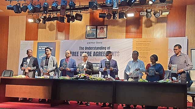 ভারতের ঋণে প্রকল্প বাস্তবায়নে ব্যর্থতা কেন, প্রশ্ন মুস্তাফিজুর রহমানের