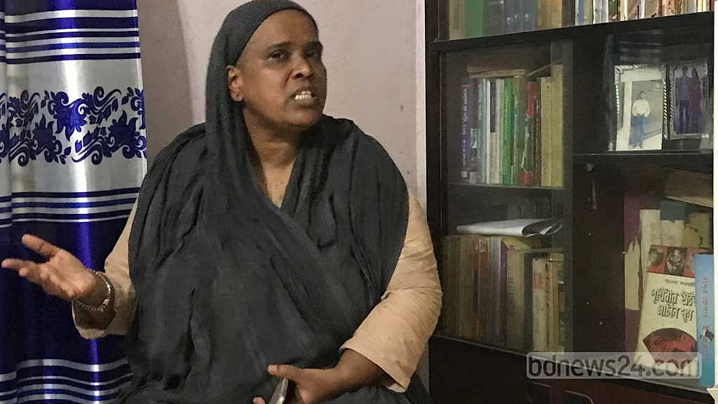 কাবাডি দলের ছাত্রীদের ‘মারধর’, মাথা ন্যাড়া করে প্রতিবাদ শিক্ষকের