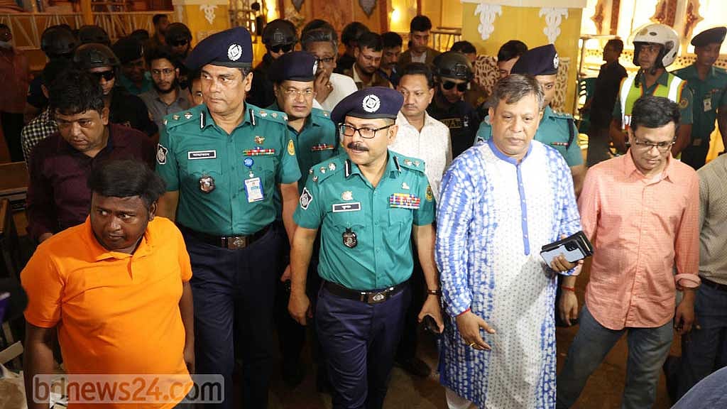 পূজামণ্ডপ নিয়ে কোনো হুমকি নেই: সিএমপি কমিশনার