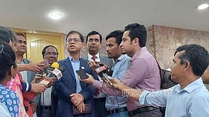 ডলারের অভিন্ন দর নির্ধারণে রোববার পর্যন্ত সময় চাইল এবিবি ও বাফেদা