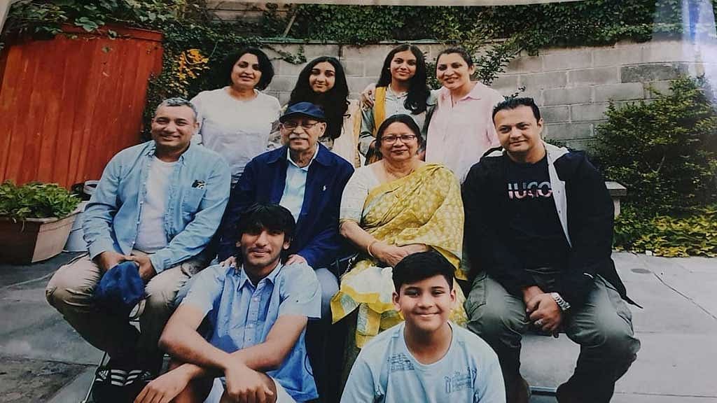 যা চেয়েছি, তার চেয়ে বেশি পেয়েছি: জন্মদিনে আবুল হায়াত