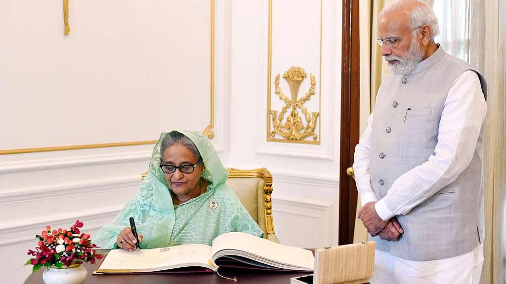 হাসিনা-মোদী বৈঠক: জ্বালানিতে আশ্বাস, বাণিজ্যে জোর