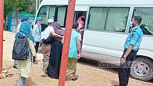 কানাডায় পাড়ি জমালেন মুহিবুল্লাহর পরিবারের আরও ১৪ জন