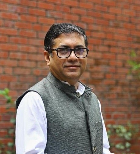 বিপ্লব বড়ুয়া