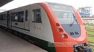 কেন অচল ছিল ডেমু ট্রেনগুলো, কীভাবে দেশেই সারানো হল
