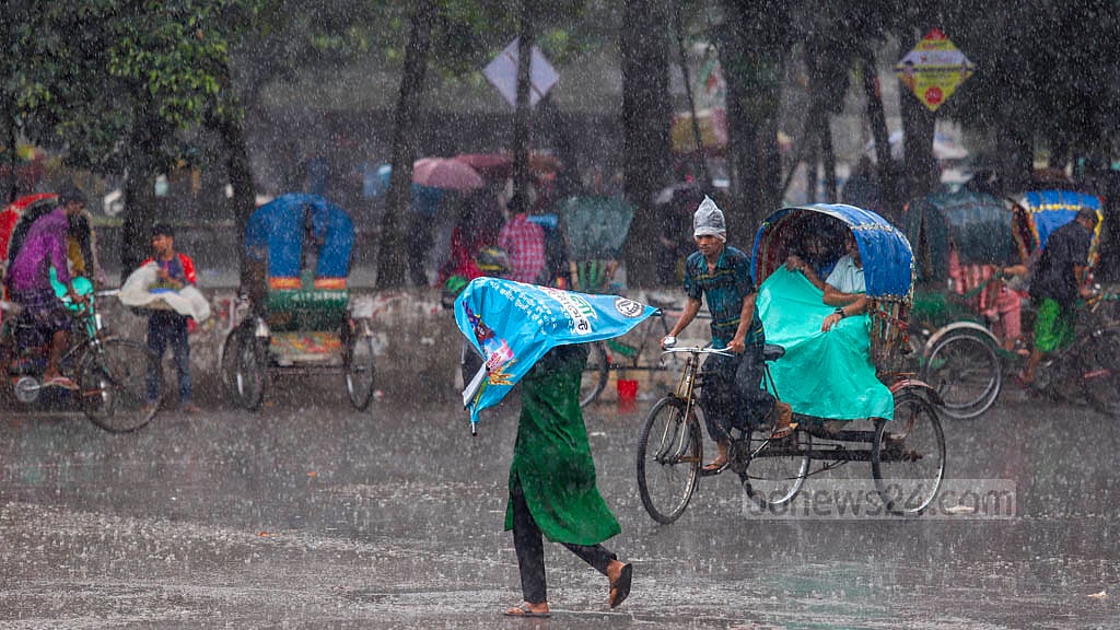 বৃষ্টি হতে পারে কয়েকদিন