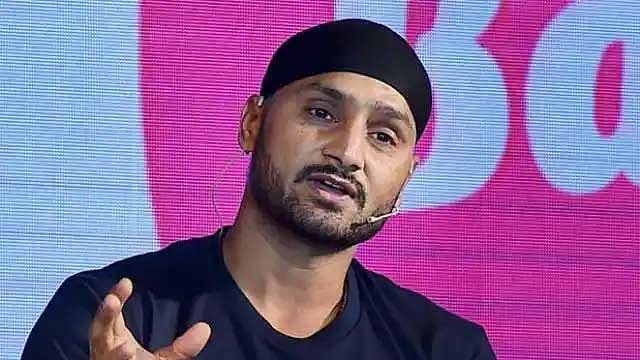 বাংলাদেশের বিপক্ষে ভারত দলে দুটি পরিবর্তন চান হরভজন
