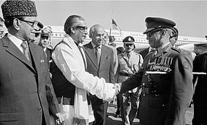 বঙ্গবন্ধু কেন পাকিস্তান সফরে গিয়েছিলেন?