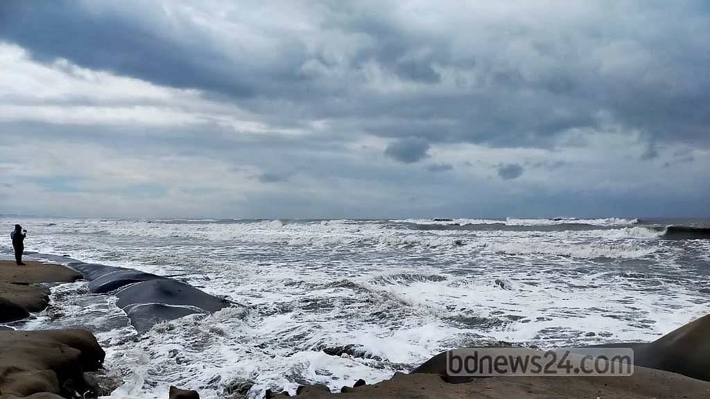 মৃত্যু আর ধ্বংস নিয়ে ঘূর্ণিঝড় এসেছে বার বার