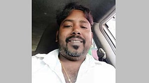 মানিকগঞ্জে এক পরিবারের তিন অগ্নিদগ্ধ, ১ জনের মৃত্যু