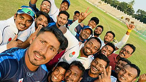 ঘুরে দাঁড়িয়ে বরিশালের দারুণ জয়