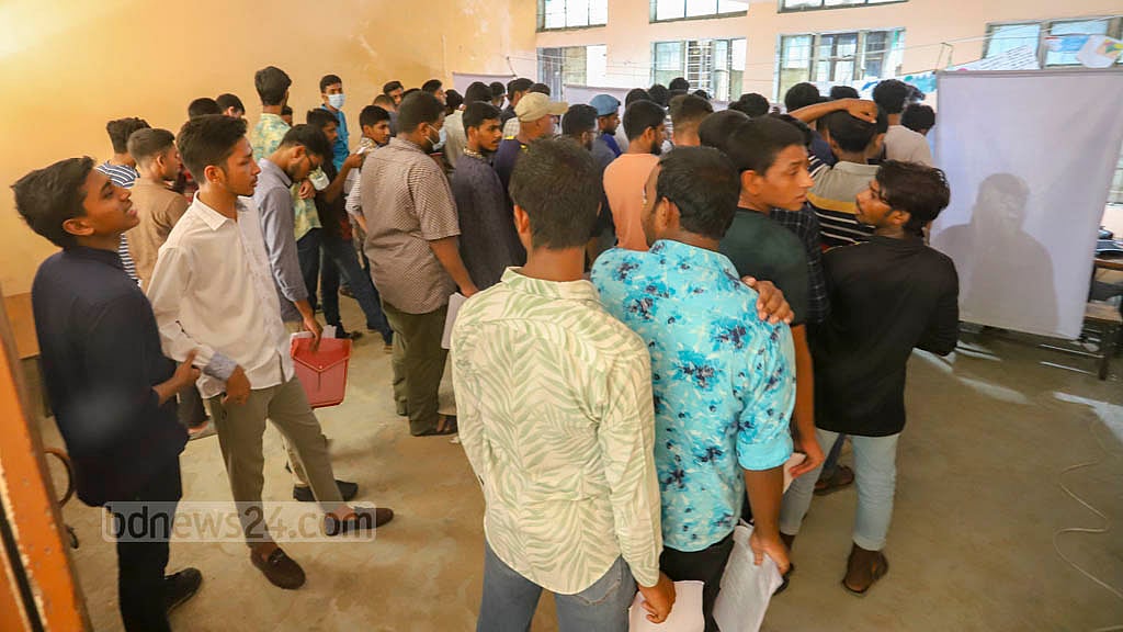 এবার হালনাগাদে প্রায় ১ কোটি নাগরিকের তথ্য সংগ্রহ