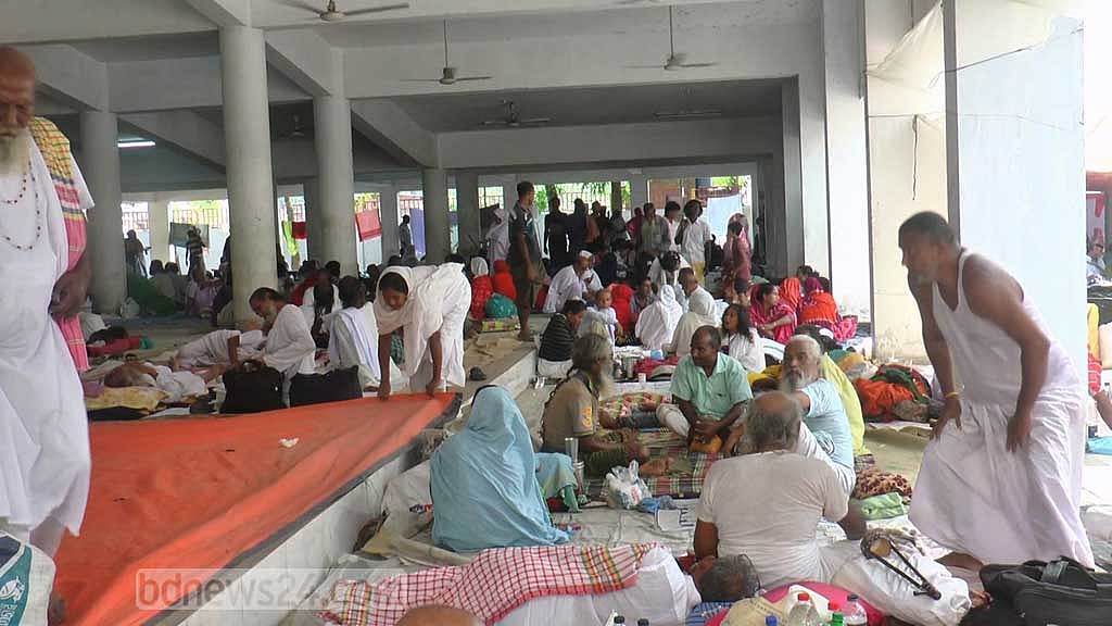 লালন স্মরণোৎসব: ছেঁউড়িয়ায় সাধুর মেলা