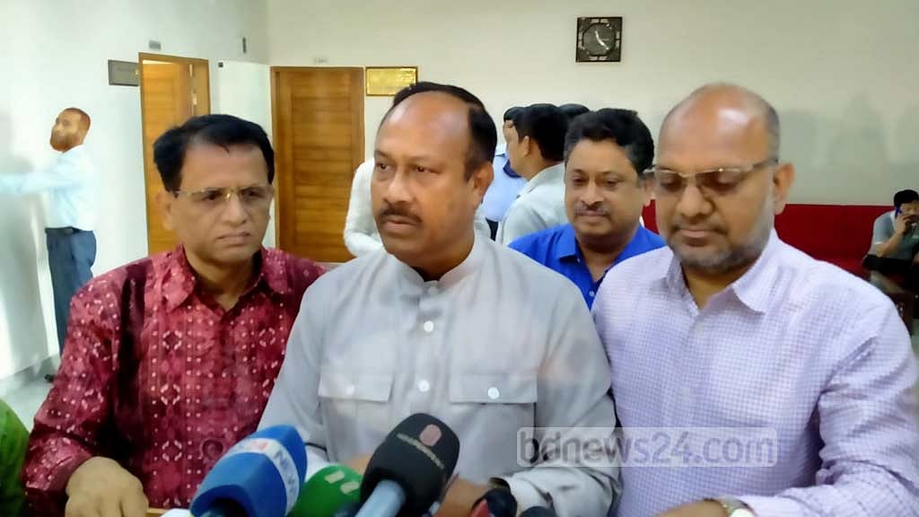 আচরণবিধি লঙ্ঘন নিয়ে ইসির কঠোর বার্তা