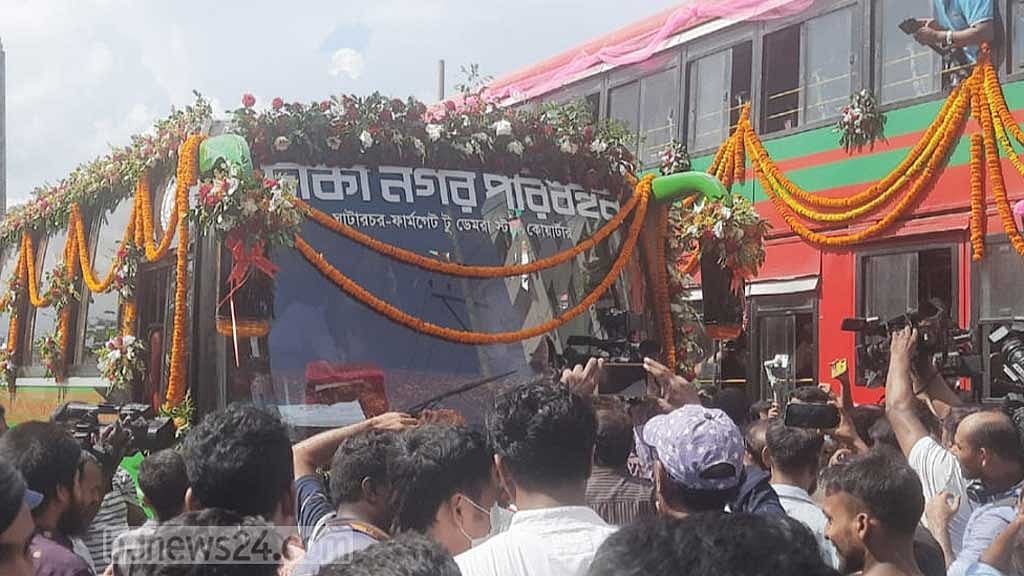 রাস্তায় শৃঙ্খলা না থাকলে সুফল আসবে না: কাদের