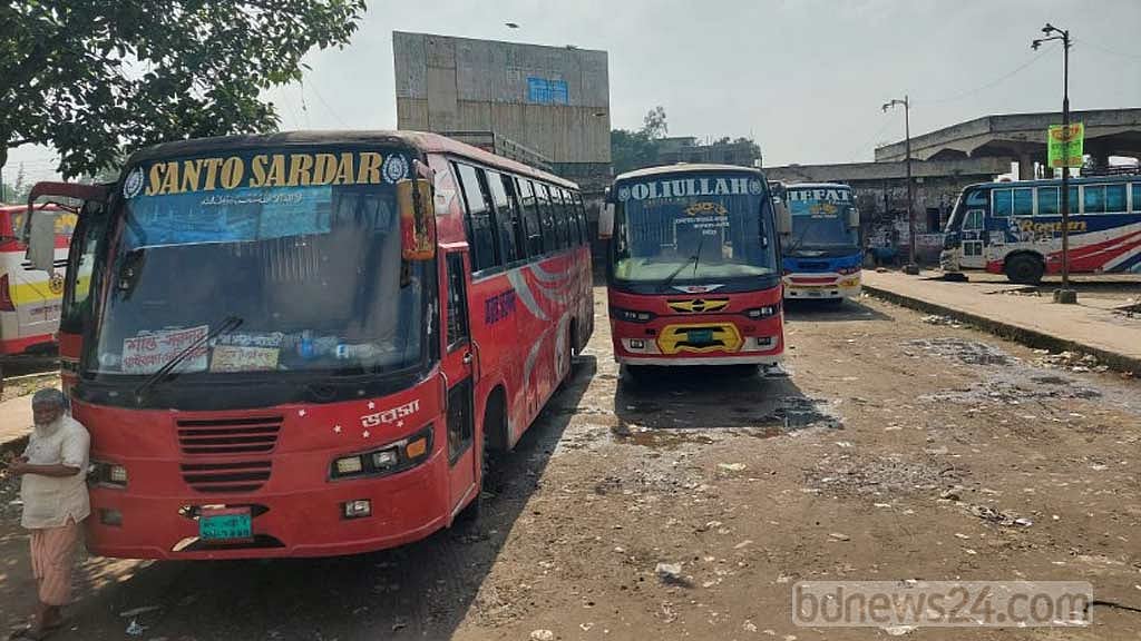 গাইবান্ধা থেকে বিকল্প বাহনে রংপুর যাচ্ছেন বিএনপির নেতাকর্মীরা