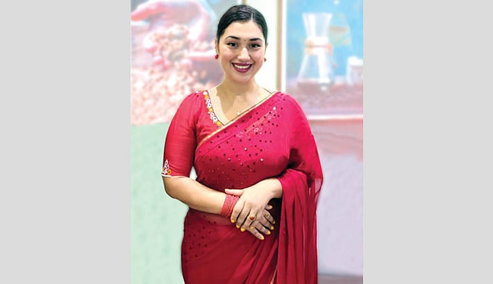 সিঁথিতে সিঁদুর কেন? জানালেন অপু বিশ্বাস