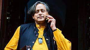 কংগ্রেসের ‘রবি’ হতে কতটা প্রস্তুত শশী