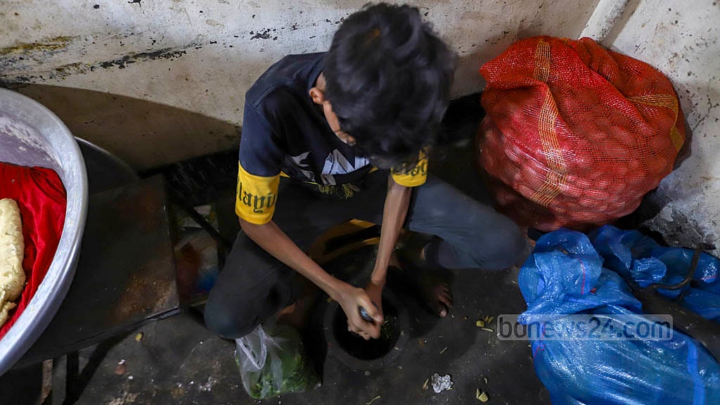 ঢাকা বিশ্ববিদ্যালয়ে শিশুশ্রম: এ ‘আঁধার’ কাটবে কবে?