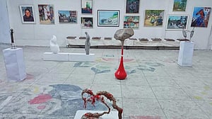 জবিতে শিল্পকর্ম প্রদর্শনীর পর্দা নামল