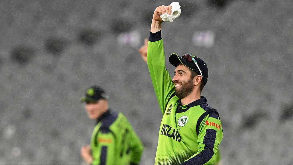 বৃষ্টি দেখে এত খুশি আগে কখনও হননি আইরিশ অধিনায়ক