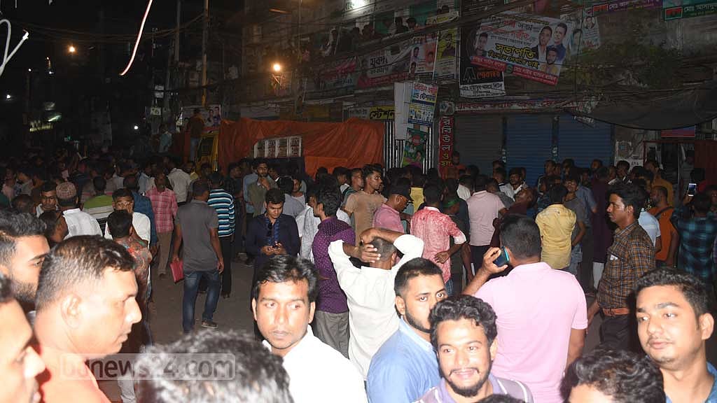 খুলনার পথে বিএনপিকর্মীরা, পথে পথে বাধার অভিযোগ