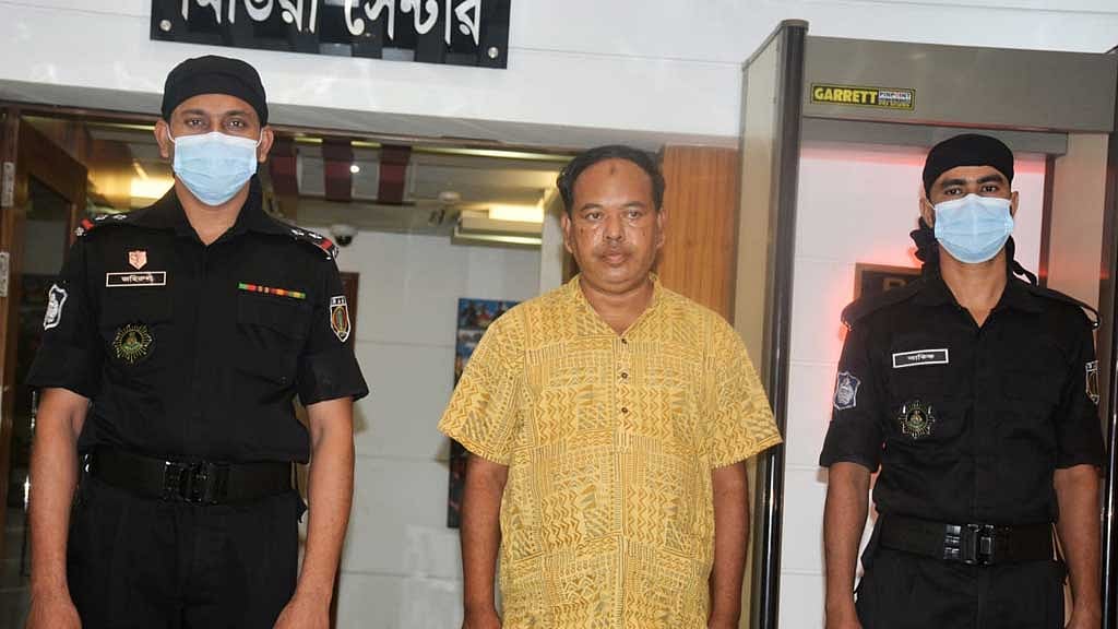 ‘গ্রাহকের টাকায়’ ঢাকায় বাড়ি-গাড়ি জনতা সমবায়ের আজাদের