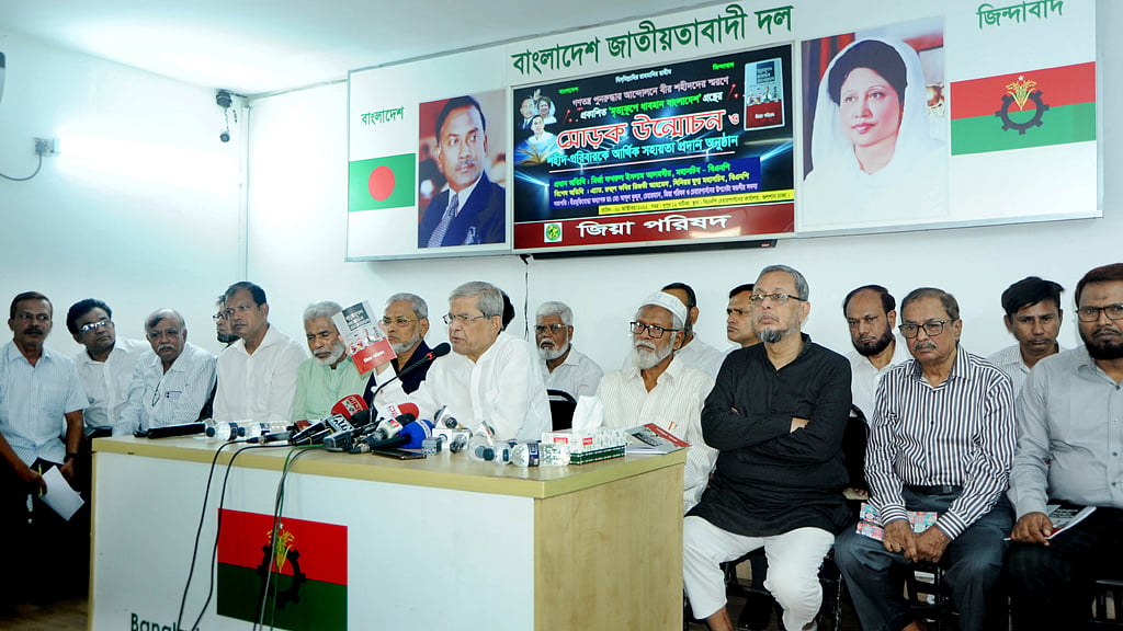 খুলনার গণপরিবহন বন্ধ করিয়েছে সরকার: ফখরুল