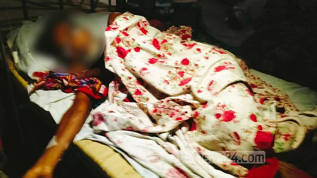 ‘মেয়েকে উত্ত্যক্তের প্রতিবাদ করায় বাবাকে কুপিয়ে জখম’