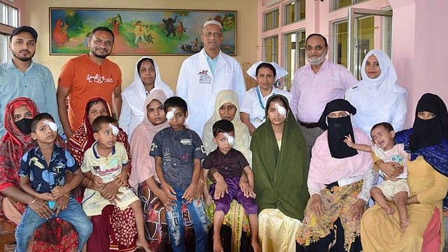 চট্টগ্রাম চক্ষু হাসপাতালে ১৮ শিশুর চোখে অস্ত্রোপচার