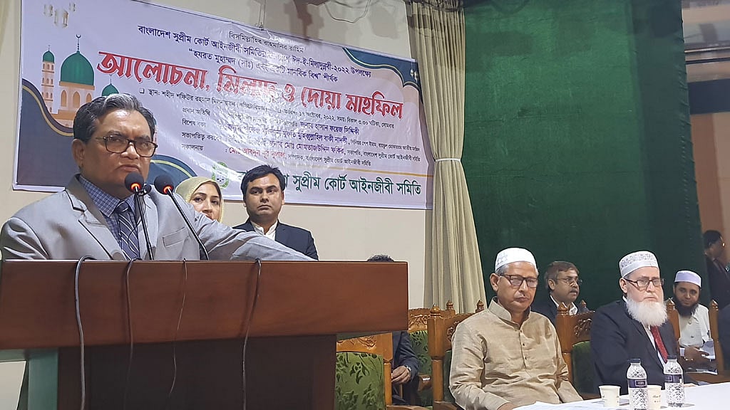 গুজরাটে সেকুলার থাকি, নিজের দেশে থাকি না: প্রধান বিচারপতি