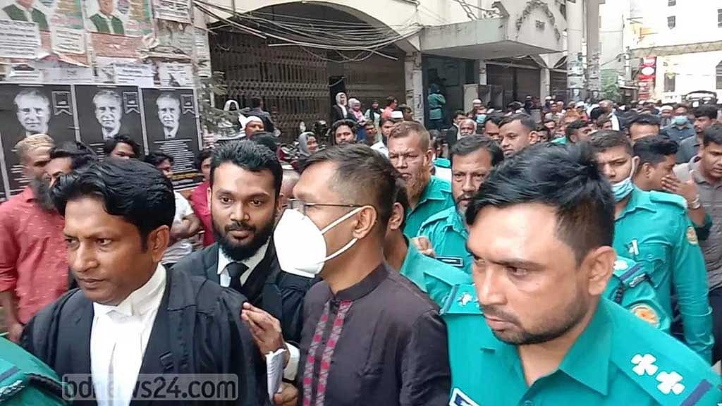 পিবিআই প্রধানের মামলায় বাবুল আক্তারকে রিমান্ডে নেওয়ার আবেদন