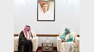 আগামী বছর বাংলাদেশে আসার আমন্ত্রণ গ্রহণ সৌদি যুবরাজের
