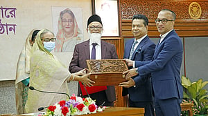 প্রধানমন্ত্রীর ত্রাণভাণ্ডারে ৭৫ হাজার কম্বল দিল সিটি ব্যাংক
