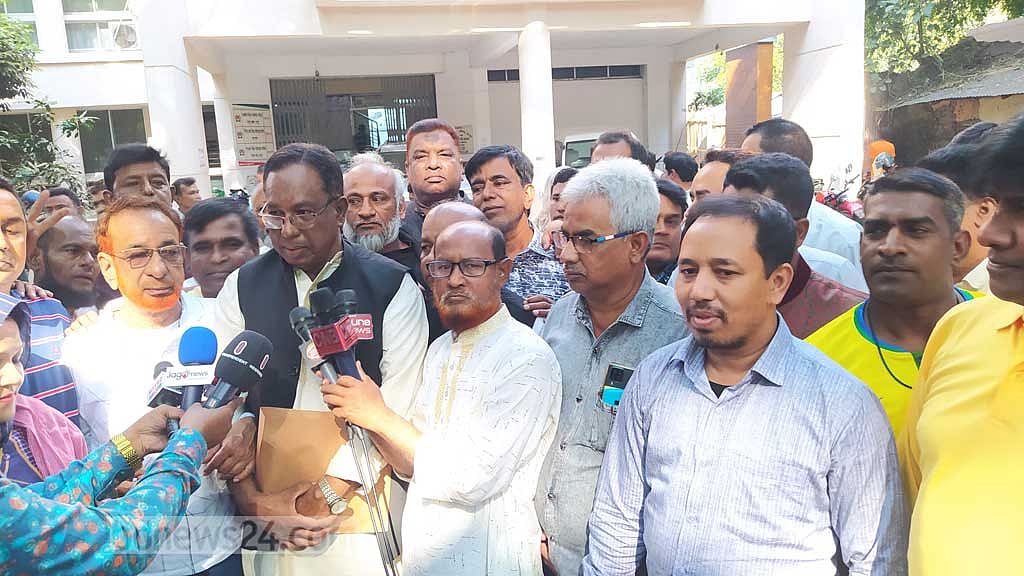 রংপুর সিটি নির্বাচনে মনোনয়নপত্র নিলেন আওয়ামী লীগের ডালিয়া