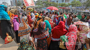 ওএমএসের আটার দাম কেজিতে বাড়ল ৬ টাকা
