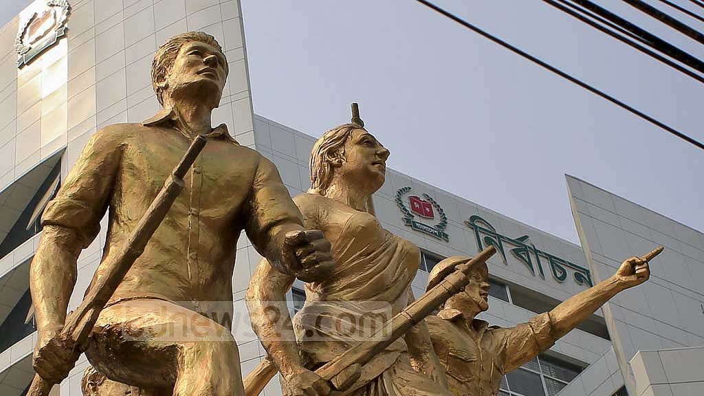 আরপিও সংশোধন: সরকারের ভাবনা জানাতে ‘শেষ দফা’ চিঠি ইসির
