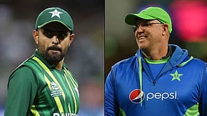 গিলক্রিস্টের উদাহরণ দিয়ে হেইডেন বললেন, বাবরের ‘স্পেশাল ইনিংস’ আসছে