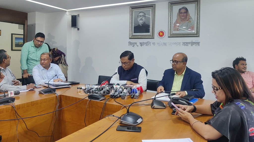 চেষ্টা করছি যাতে পরিস্থিতি আরও খারাপ না হয়: বিদ্যুৎ প্রতিমন্ত্রী